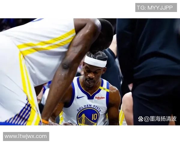 库里赞巴特勒冷静与视野出众让对手防守难上加难 库里赞巴特勒冷静与视野出众让对手防守难上加难